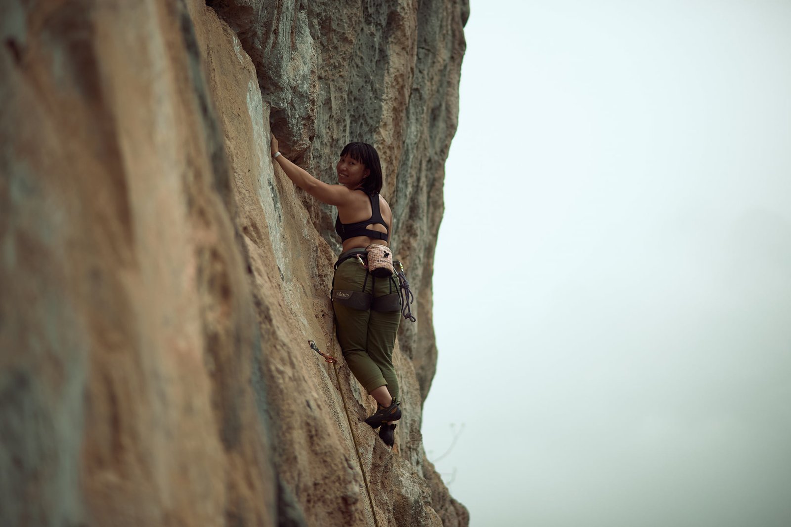 "Ngựa Sắt" - a classic 7b at Thanh Giong © Cedric Florentin