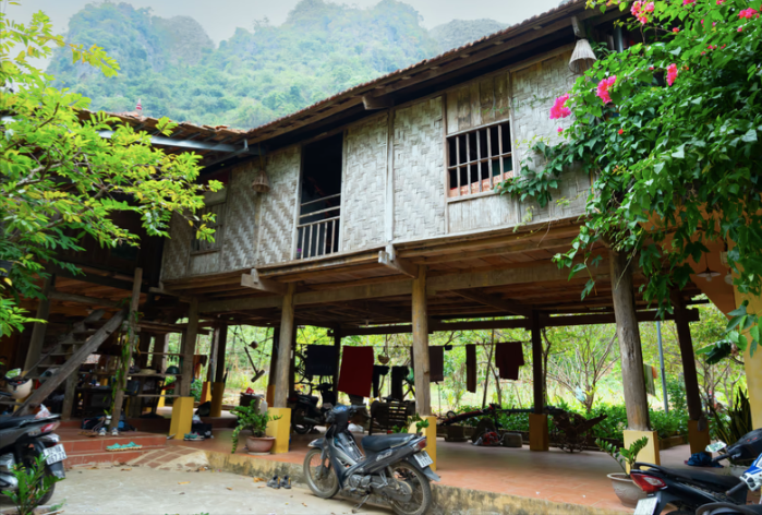 mao house